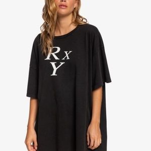 Roxy x Hailey Bieber Oversized Black Tee shirt